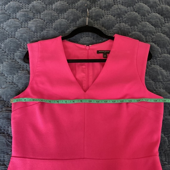 EUC Banana Republic Dress - Picture 5 of 9